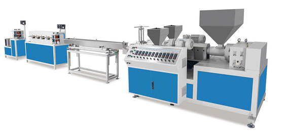 JTPP-110 Machine de fabrication de rotin d'imitation plastique: vis de 3300 mm, 6 sangles, capacité de 130 kg/h