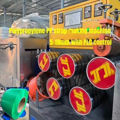 Machine à faire des sangles en plastique de 5 à 19 mm avec machine à enrouler automatique