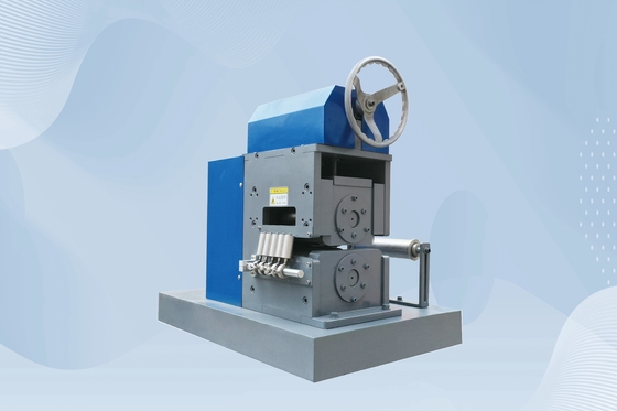 Largeur gravante en refief automatique de la machine 1200mm de feuille de plastique du PE 18kW