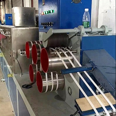 Pp complètement automatiques attachent la ligne d'extrusion de bande 120kg 200kg par heure