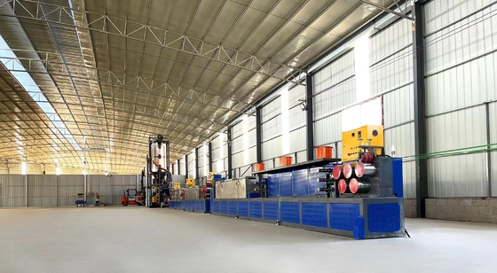 Ligne d'extrusion de bande de PET en polyester en relief pour brick kiln