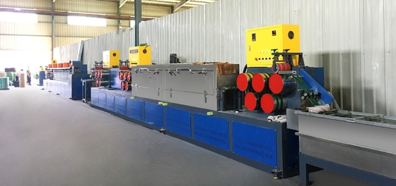 Machine de fabrication de bandes en PET à tour de pré-séchage de 4000L avec 3 lignes pour le tabac et le papier