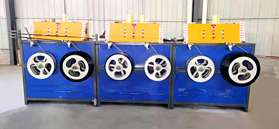 Largeur de 5 à 19 mm Ligne d'extrusion de sangles en PET à double servo moteur à haut rendement