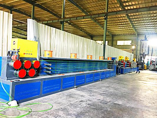 Ligne de production de bandes PET pour une solution d'emballage écologique et recyclable