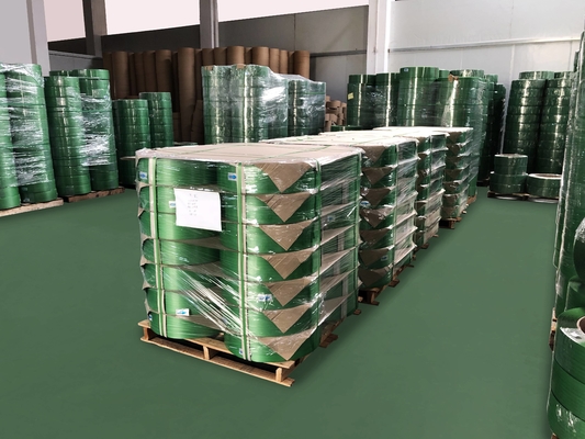 Ligne de production de bandes PET pour une solution d'emballage écologique et recyclable