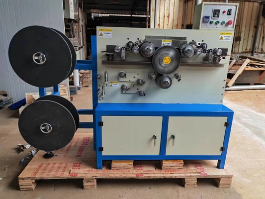 Contrôle par écran tactile PLC Consommation de puissance 2,5 kW de la machine d'impression à bande de câblage