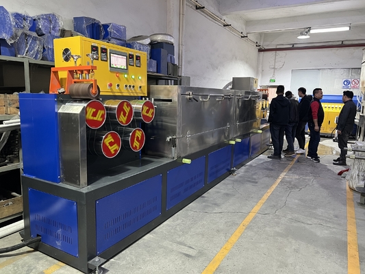 Machine de fabrication de sangles PP personnalisable et durable avec un seul matériau à double vis