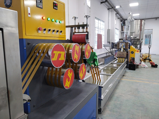 Ligne d'extrusion de courroie PP réglable en vitesse, ligne de production de courroie d'emballage PP, contrôle à écran tactile PLC, sortie 150KG-600KG/H