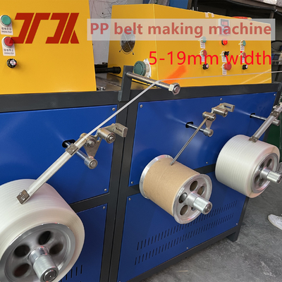 Ligne d'extrusion entièrement automatique 250-290 kg/h en plastique PP à quatre sangles avec enroulement automatique