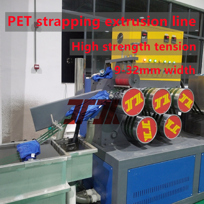 Ligne de production de ceintures pour animaux de compagnie à double gravure avec pesage et enroulement automatiques