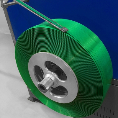 Résistants de cerclage de couleur verte de bande durable d'ANIMAL FAMILIER de relief lissent pour l'emballage