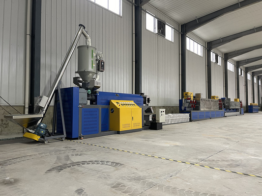Extrudeuse en plastique ligne de production de sangles PP équipement de sangle PP pour une vitesse de ligne de 200 à 300 m/min