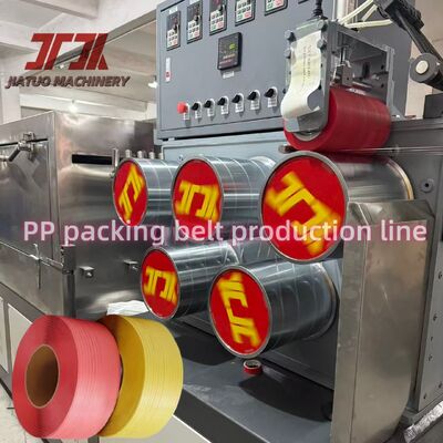 Ligne de production d'extrusion de sortie entièrement automatique 230-260 kg/h en plastique PP à quatre sangles avec échangeur d'écran sans arrêt