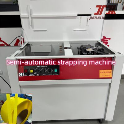 Machine de cerclage semi-automatique de haute qualité avec une tension maximale de 60 kg et une vitesse de cerclage de 2,5 secondes/canal, dotée d'un contacteur Schneider